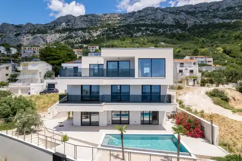 Makarska, Brela - Luxusná vila s panoramatickým výhľadom na more 317 m2