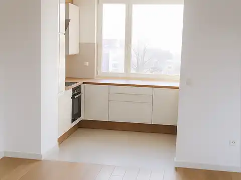 Zagabria, Črnomerec - Confortevole appartamento con quattro camere e balcone