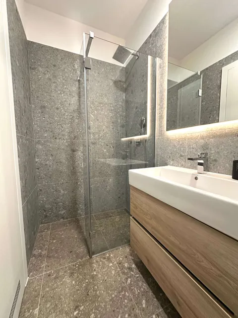 Zagreb, Maksimir - Modern three-room apartment 89 m2, rent FIRST MOVE-IN