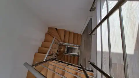 Privlaka - Dom szeregowy z basenem i tarasem na dachu.