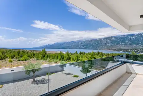 Zadar, Rovanjska - Newly built villa with a pool and sea view