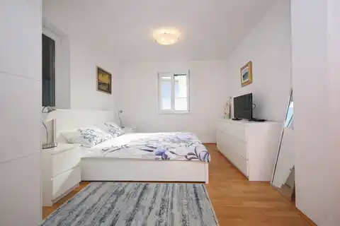 Dom bliźniak, 129m2 - Srima, 4 sypialnie, 350m od morza i centrum