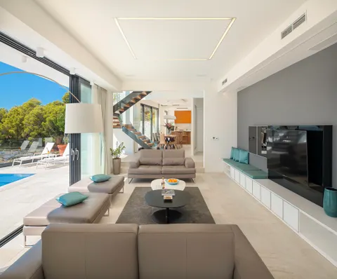Hvar – Moderna vila s pogledom na more 195 m2