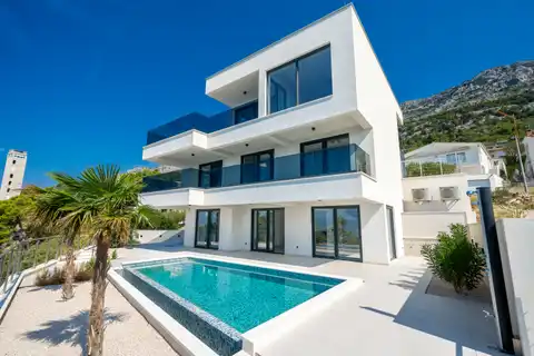 Makarska, Brela - Luksuzna vila s panoramskim pogledom na more 317 m2