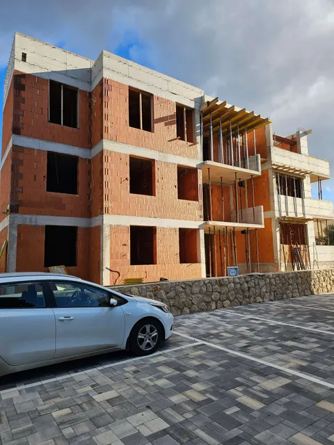 Pag, Novalja – Moderno appartamento con due camere da letto con giardino 54 m2 nuova costruzione