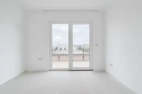 Zagabria, Trešnjevka – Moderno attico quadrilocale