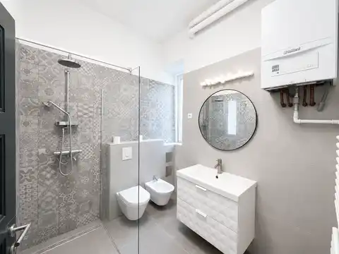 Záhreb, Centrum – byt 135 m² na prenájom, zrekonštruovaný 2026, 1. poschodie