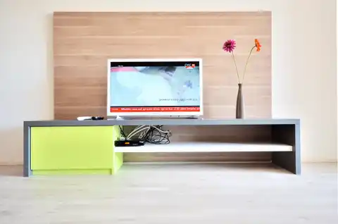 Brač, Sutivan - Investicijska prilika, stambena zgrada