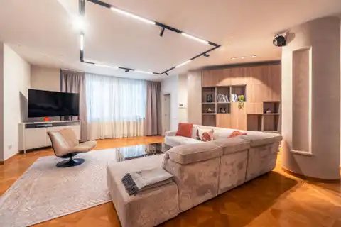 Zagreb, Center - Luxurious four-room apartment in the city center