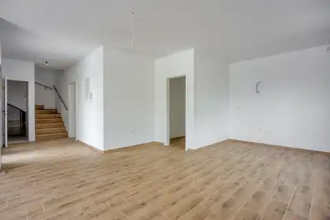 Kaštelir-Labinci - Dvojna kuća s bazenom i pogledom na more