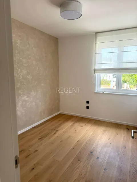 Záhřeb, Remete - Moderní penthouse 112 m2 k pronájmu