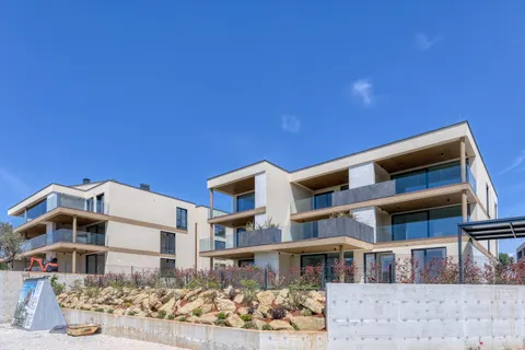 Istra, Novigrad - Dvosoban apartman u luksuznom stambenom kompleksu 55 m2