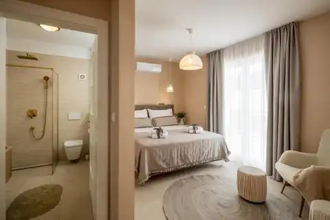 Rogoznica, Ražanj - autentická vila s výhledem na moře