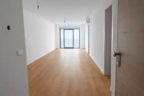 Makarska, Drvenik - Dvosoban stan u novogradnji kraj mora