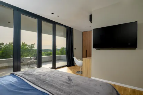 Istra, Oprtalj - Luksuzna dizajnerska vila 682 m2 novogradnja