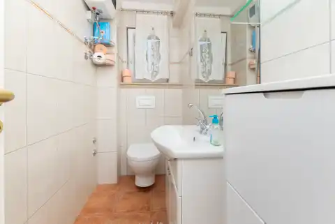 Brač, Mirca - kamenná vila s výhľadom na more, 300m2