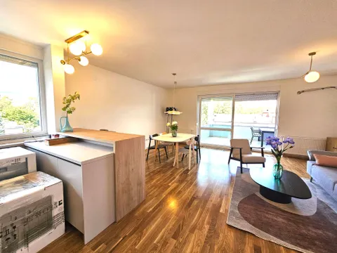Zagabria, Pantovčak - Appartamento di quattro locali con terrazzo + garage 114 m2, Prima locazione