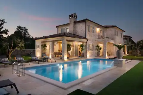 Istria, Poreč - Luxurious authentic villa in a prime location