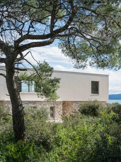 Šolta - Moderna vila s bazenom