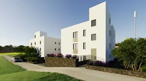 Rogoznica – dvosoban stan s velikim balkonom, II. red uz more