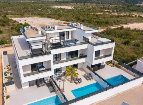 Šibenik, Vodice - Villa di lusso sulla costa adriatica