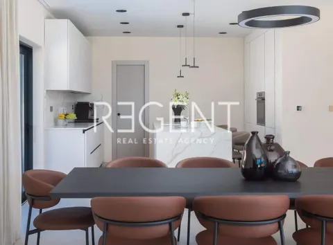 Trogir, Marina - luxusní vila v klidném prostředí, 6900m2