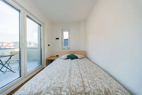 Zagreb, Trešnjevka - stan 117m2, dvoetažni, novogradnja, 4S, najam