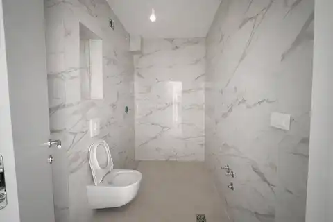 Makarska, Drvenik - Dvosoban stan u novogradnji kraj mora