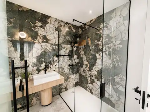 Turanj, Vila 180 m²— grijani bazen, pogled na more, 350 m od plaže