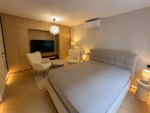 Загреб, Кватерников трг - роскошная квартира, 28 м², первая аренда