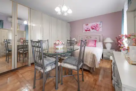 Kuća 340 m², Črnomerec — 2 stambene jedinice i poslovni prostor