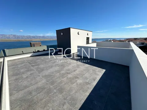 Zadar, Vir - Penthouse de luxe à 50m de la mer 136 m2