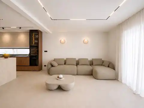 Brač, Sutivan - villa de 232 m², piscine, places de parking, vue sur mer