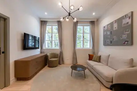 Stan 40 m² za najam — prvi najam, Centar