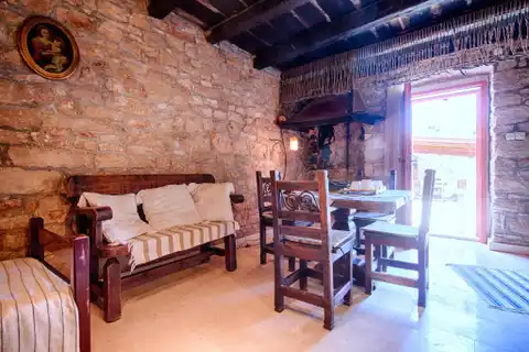 Комижа - Каменный дом у моря