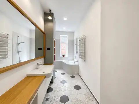Stan 115 m² na najam, Zagreb, Donji Grad — 1. kat, lođa