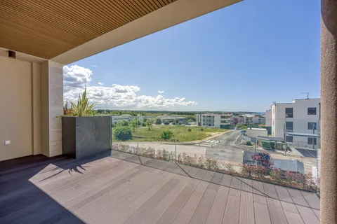 Istra, Novigrad - Četverosoban apartman u luksuznom stambenom kompleksu 115 m2