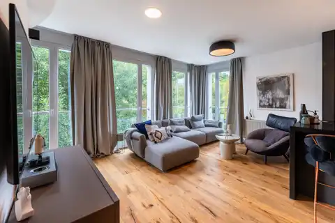 Zagreb, Mlinovi - Appartamento 119 m², quadrilocale, secondo piano, parcheggio