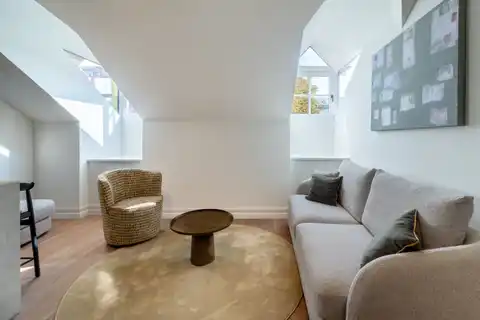 Stan 36 m² za najam — prvi najam, Centar