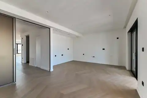 Zagreb, Nova cesta — četverosoban dvoetažni stan 164 m² s dvije garaže