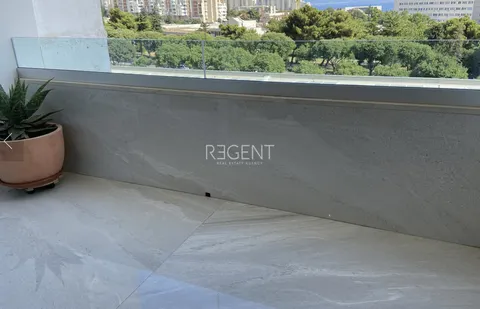 Split, Kroz Smrdećac - atraktiven komforten dvosoben apartma 93 m2