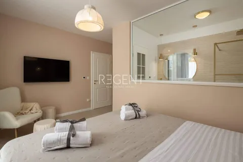 Rogoznica, Ražanj - autentica villa con vista mare