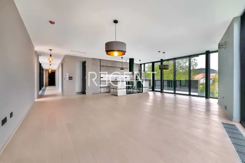 Zagreb, Šestine - Moderan stan u novoizgrađenoj vili 280 m2