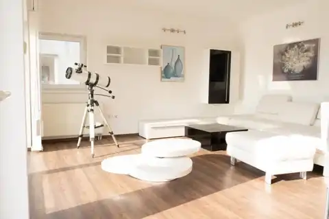 Zagreb, Šestine – Moderno štirisobno stanovanje 200 m2 najem