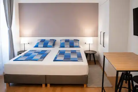 Šibenik, centar – potpuno uređena kuća s 4 apartmana