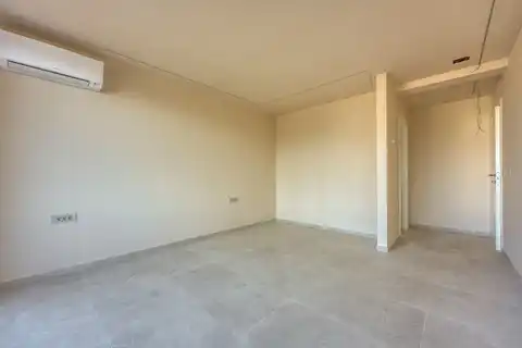 Poreč – Moderna vila s pogledom na more