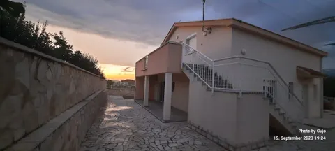 Zara, Ražanac - splendida casa di 220 m2 su un terreno di 477 m2 in vendita