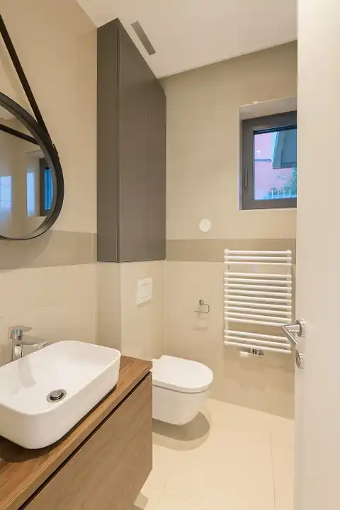 Ljubljana, Pantovčak - sodoben in prostoren apartma s pogledom na zelenje