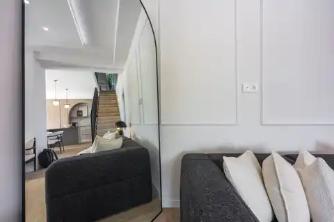 Istra, Svetvinčenat - Moderna vila s grijanim bazenom