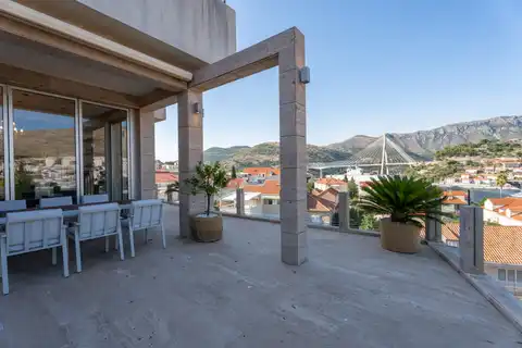Dubrovnik, Lapad - Luksuzan četverosoban penthouse s krovnom terasom